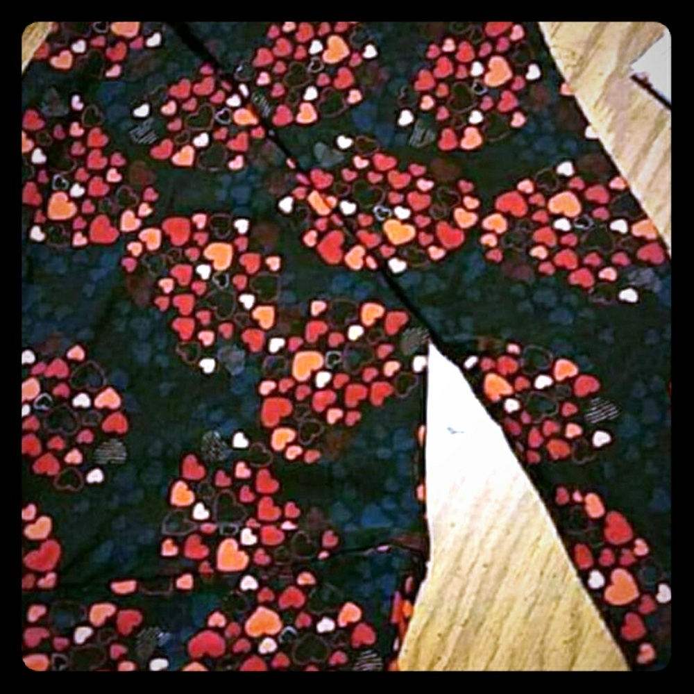 Lularoe Valentine leggings